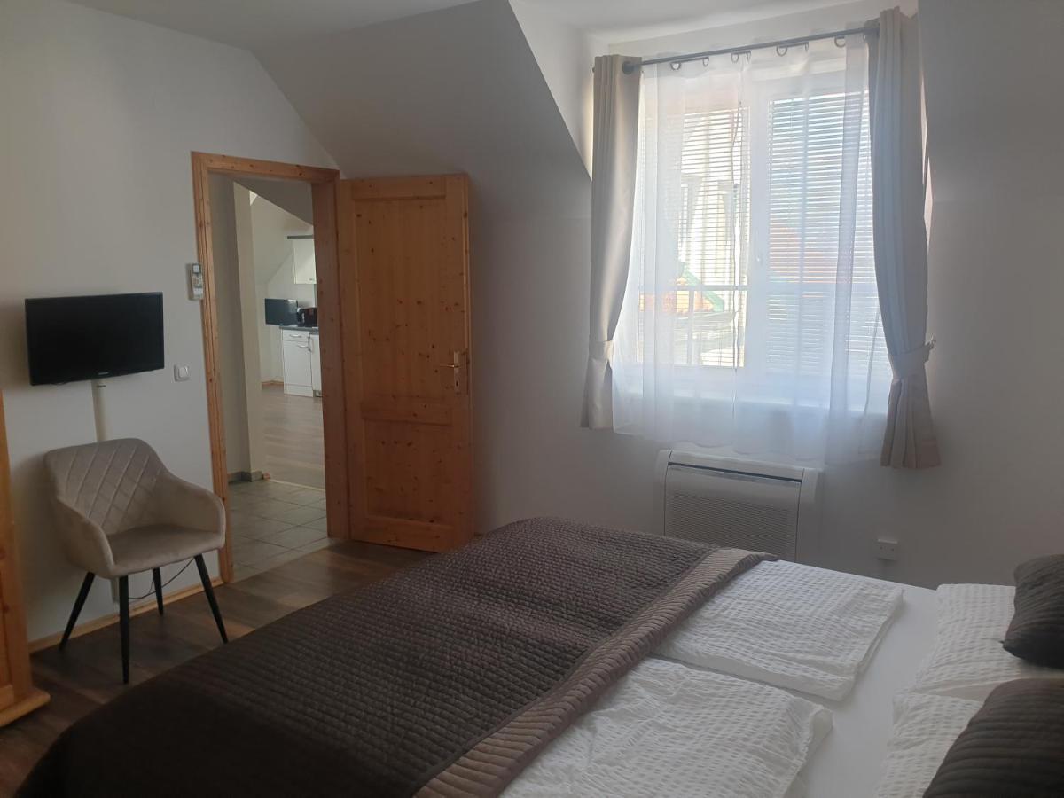 Ferienhaus Mosonbánfalva Kültér fotó